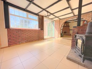 Point Clear Road- click for photo gallery